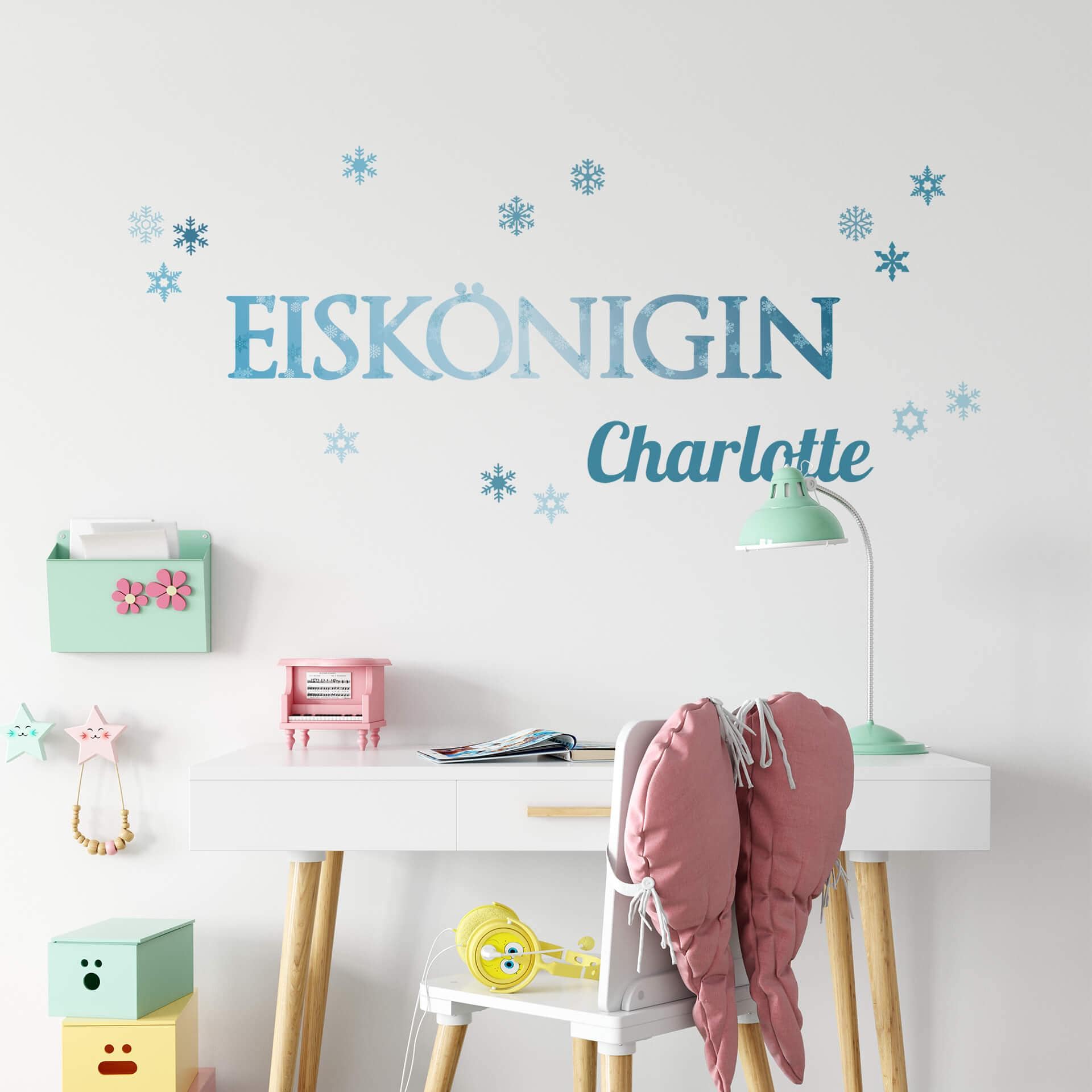 Sticker mural - Prénom reine des neiges