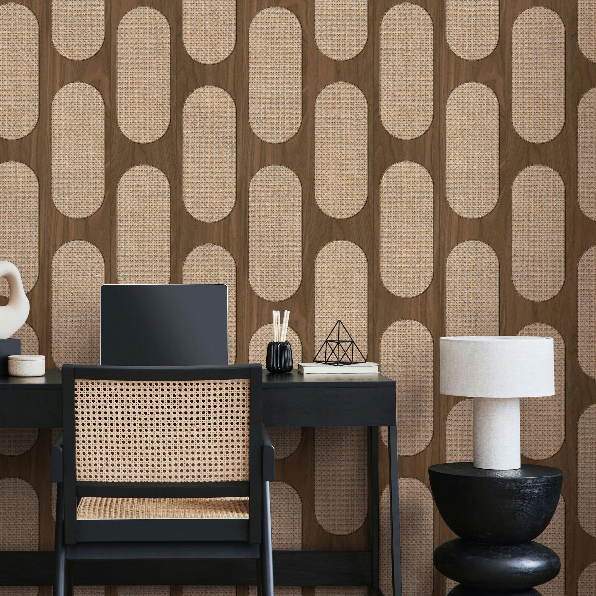 Papel pintado no tejido de color marrón beige aspecto madera textura madera geométrica 