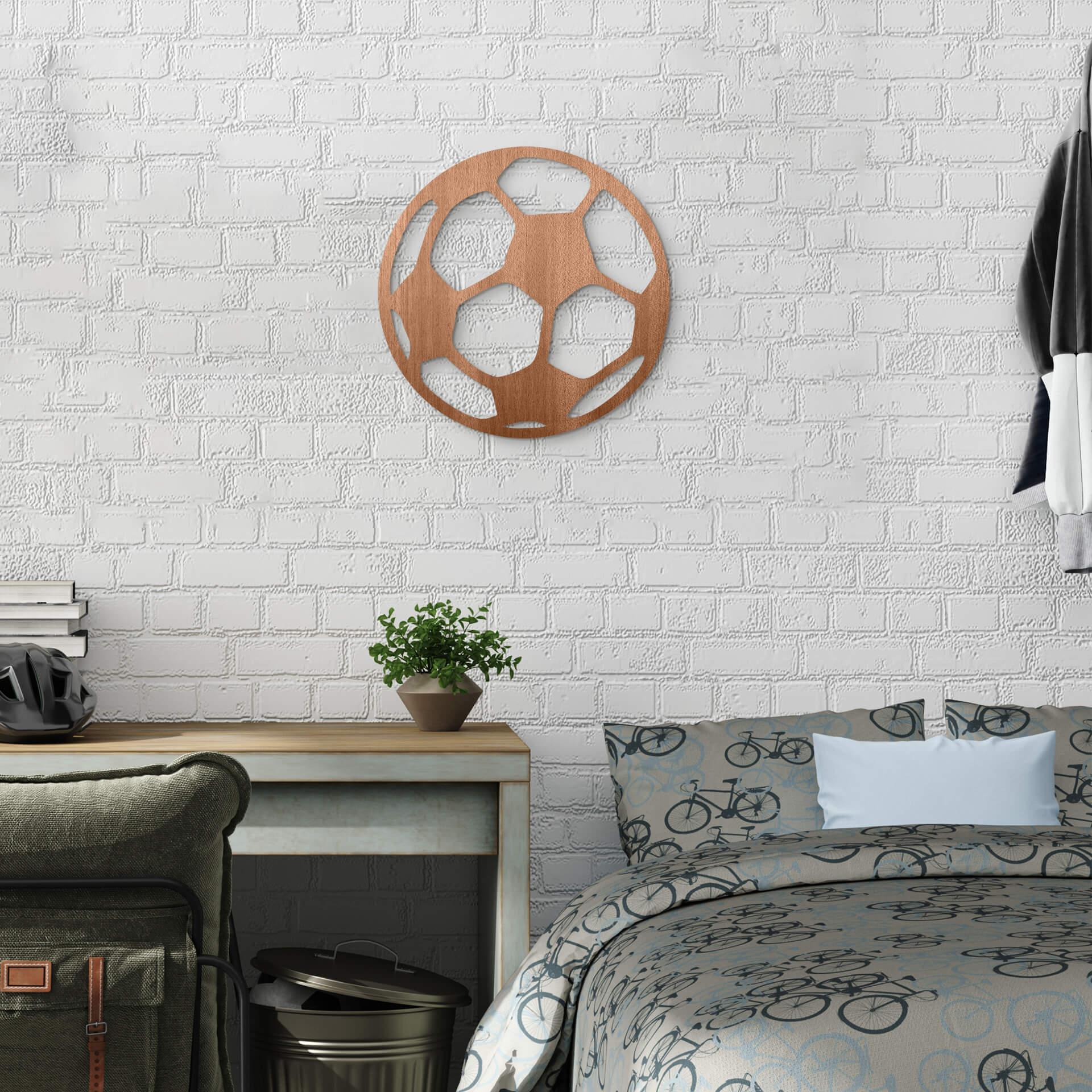 Decoración en madera habitación infantil fútbol - caoba
