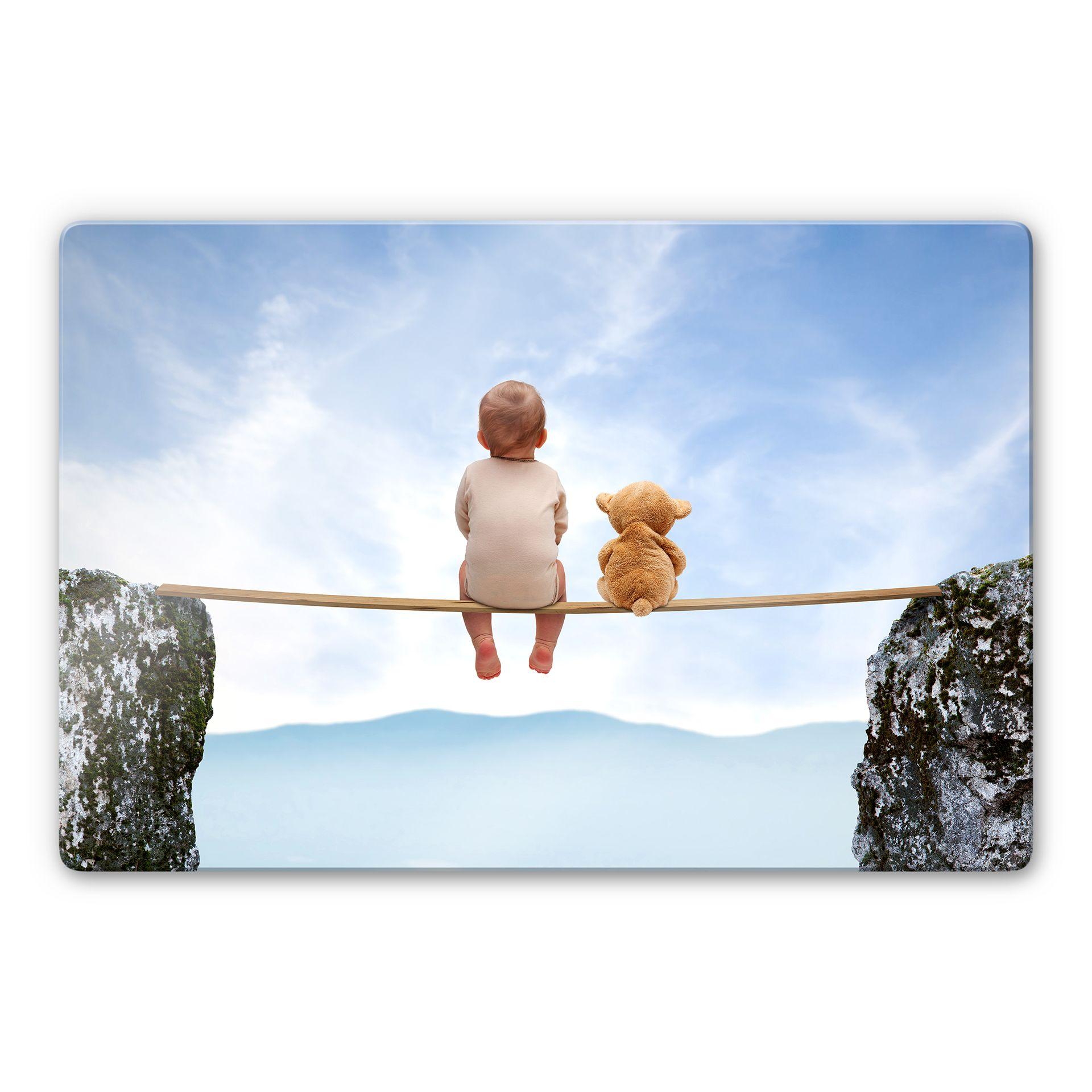 Tableau en verre - Dans les montagnes avec l'ours en peluche
