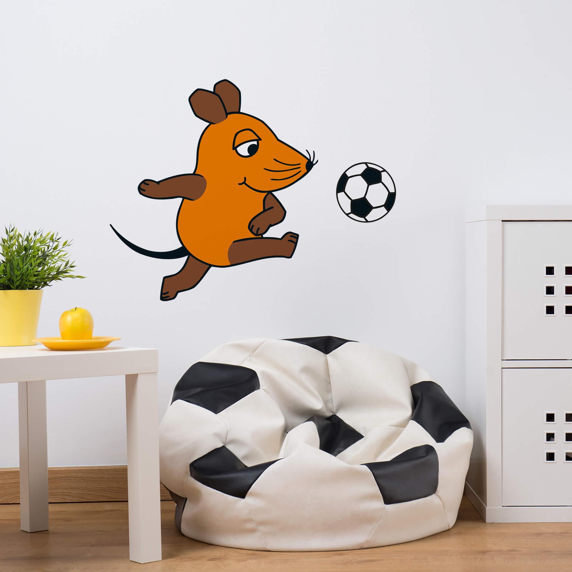 Muursticker De Muis Voetbalt