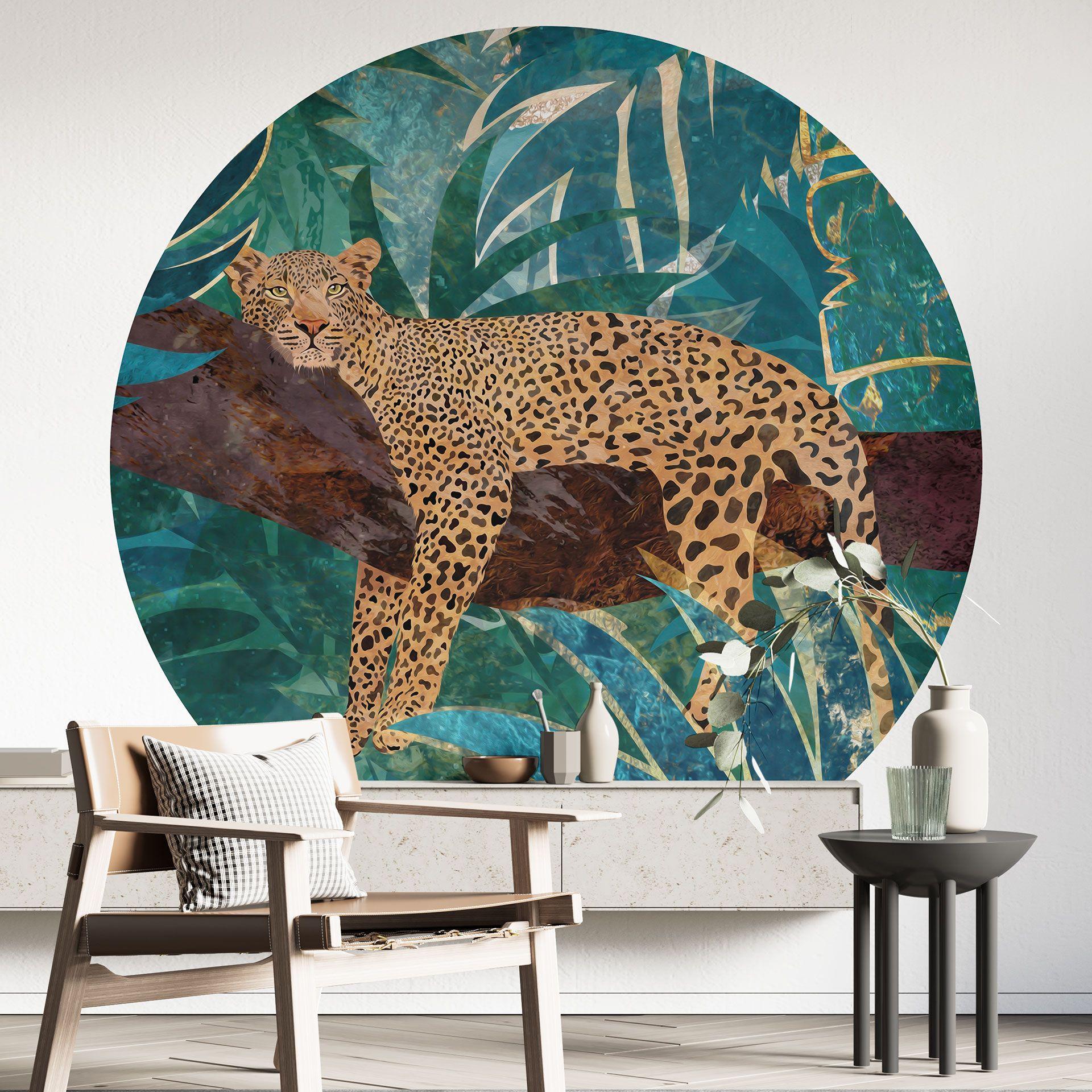 Leopard i smaragdgrøn jungle Fototapet - Manovski - Rund - vliesetapet/selvklæbende non-woven tapet