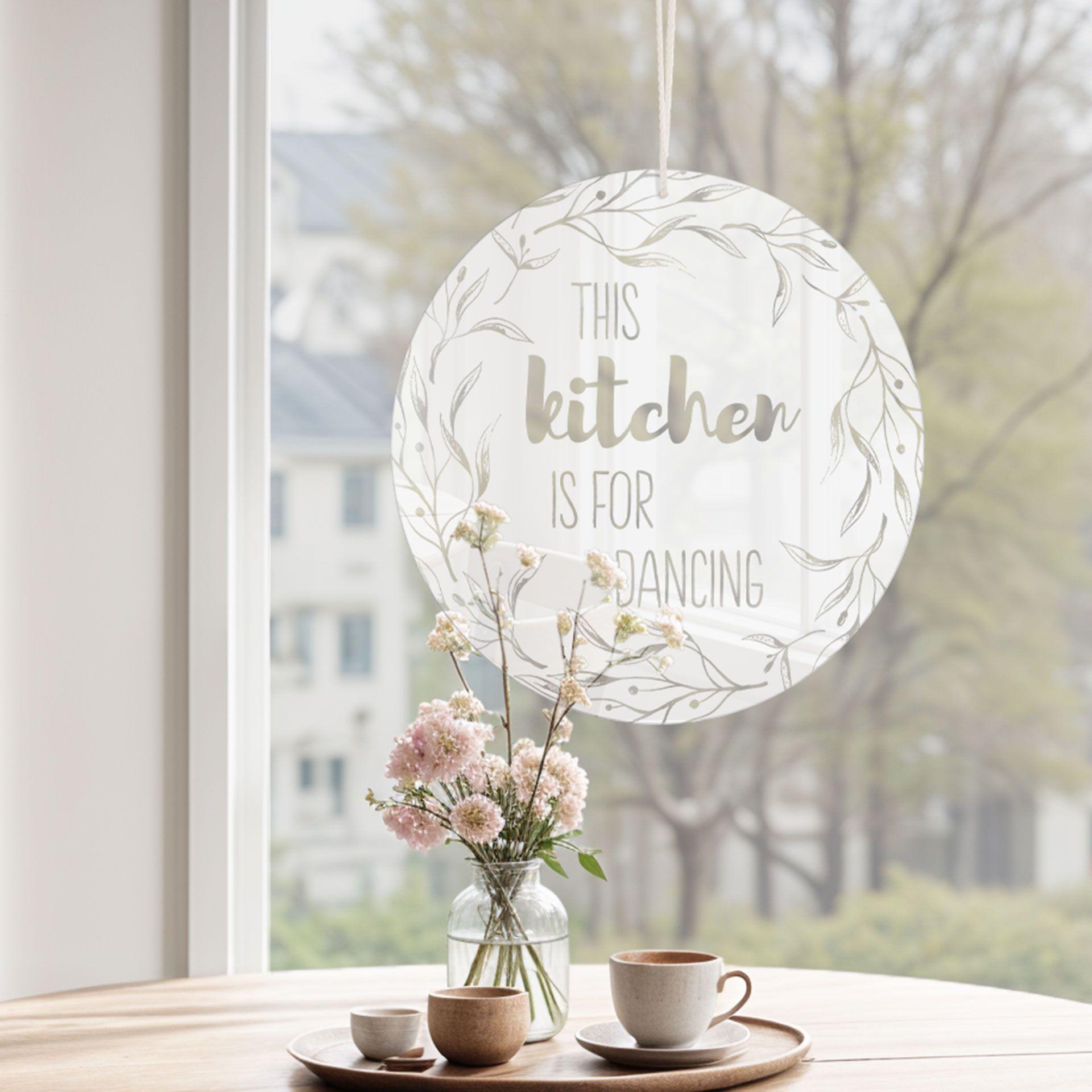 Akrylglasbillede, vinduesbillede til at hænge op This kitchen is for dancing - Round