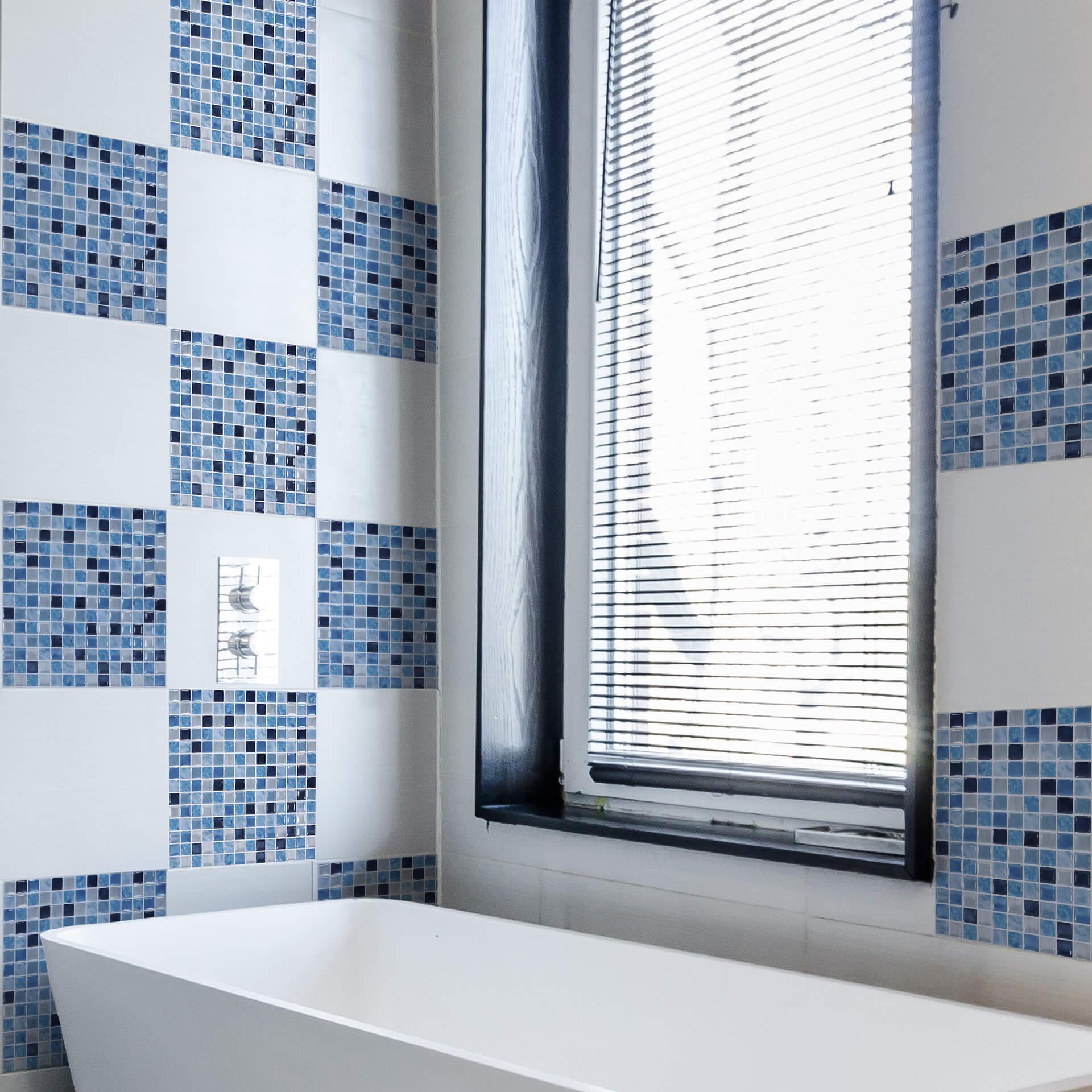 Carrelage adhésif mosaïque, bleu océan - Set de 4 en 30,5 x 30,5 cm