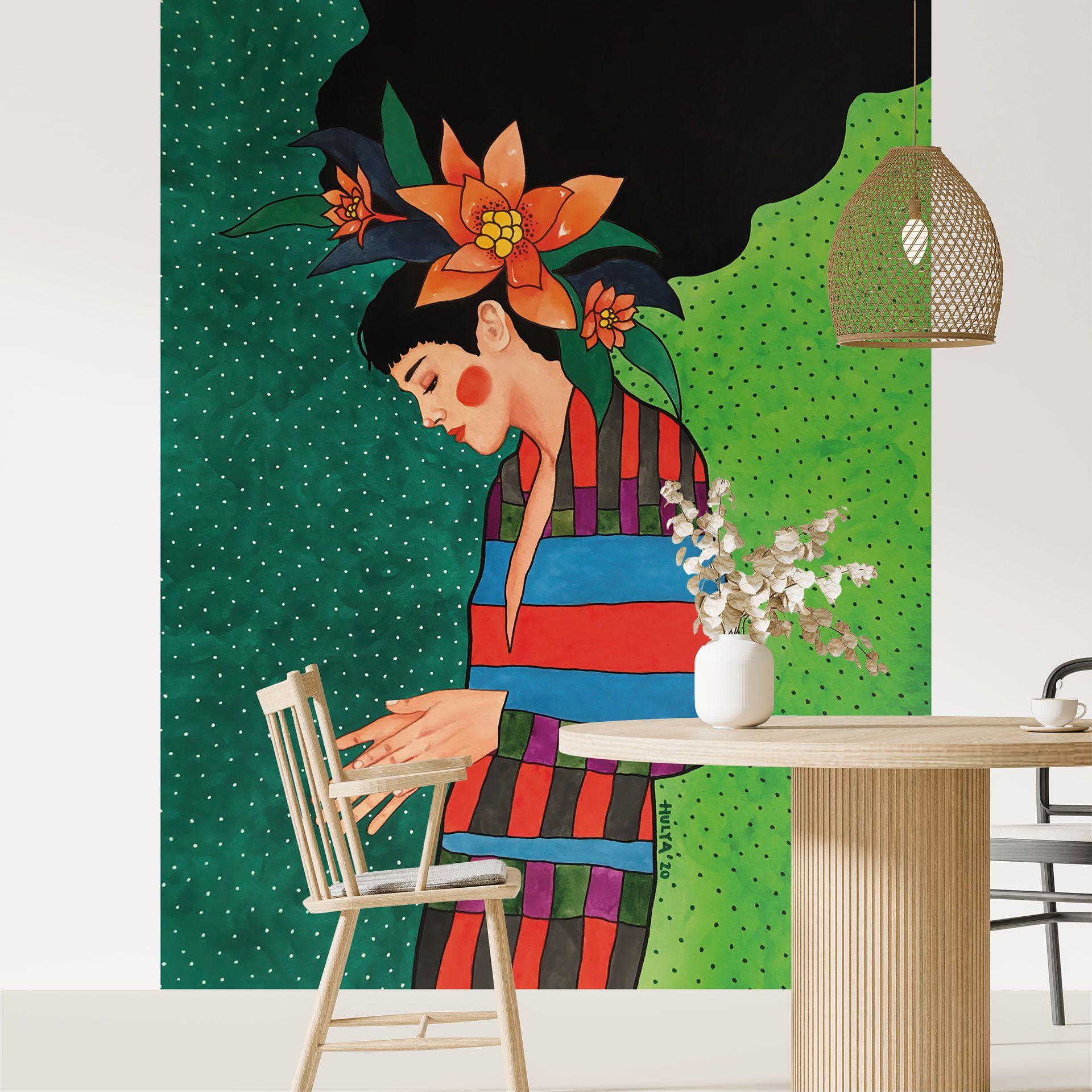 Fotobehang Portret - Vrouw in gestreepte jurk met oranje bloemen - Hülya