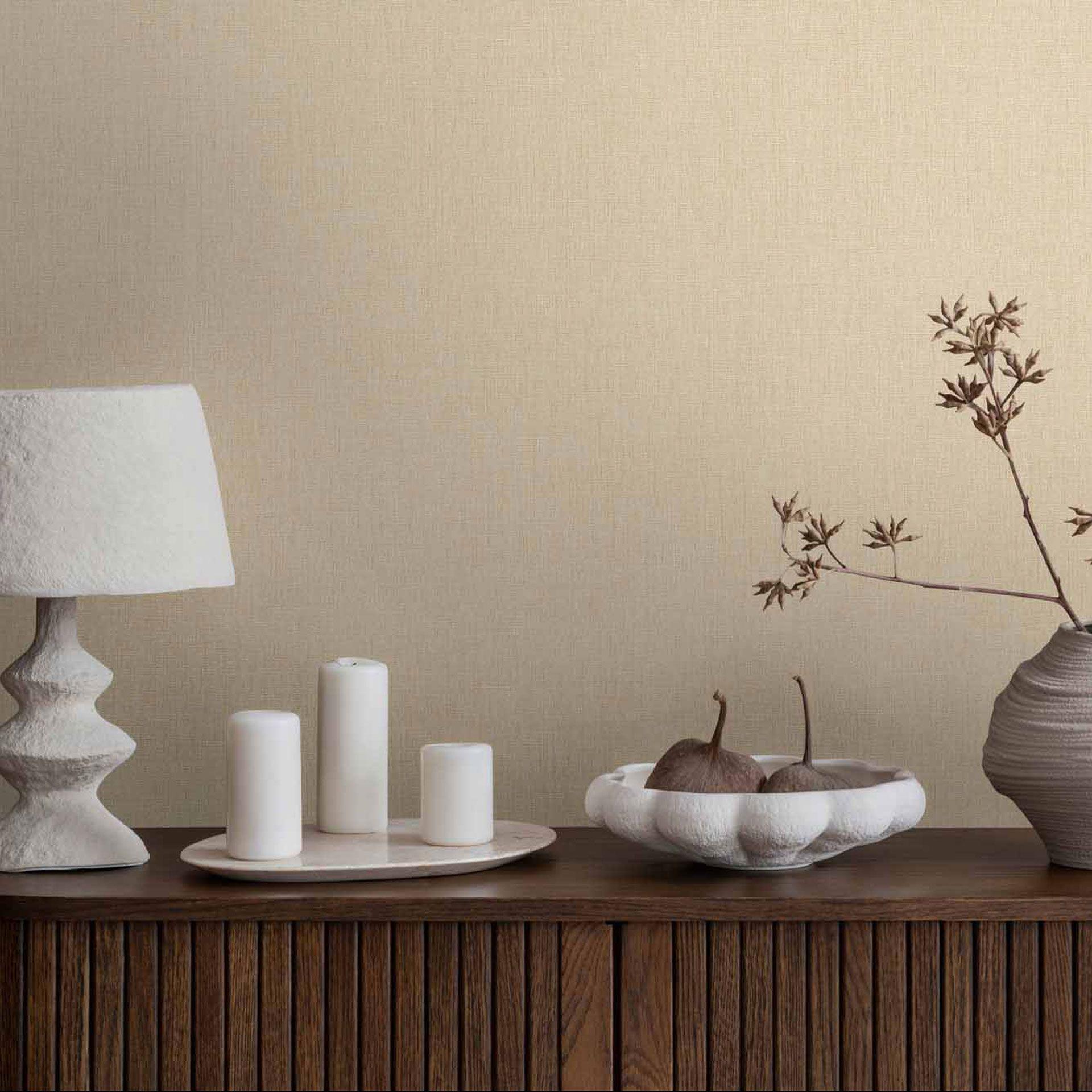 Almindeligt tapet med hørstruktur i creme - blødt vægdesign 