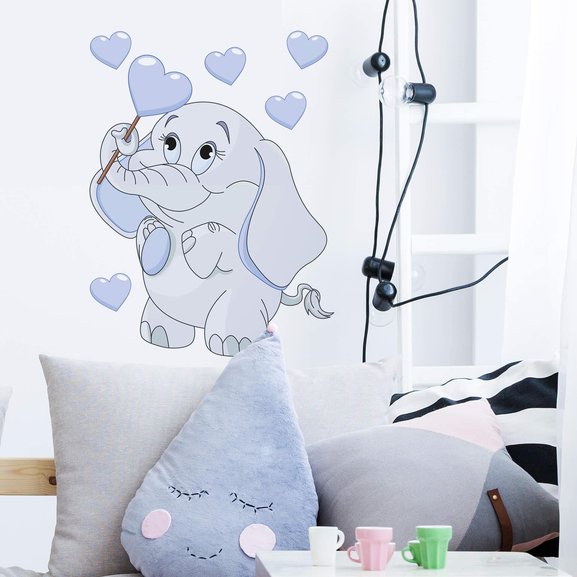Sticker mural - Bébé éléphant avec cœurs