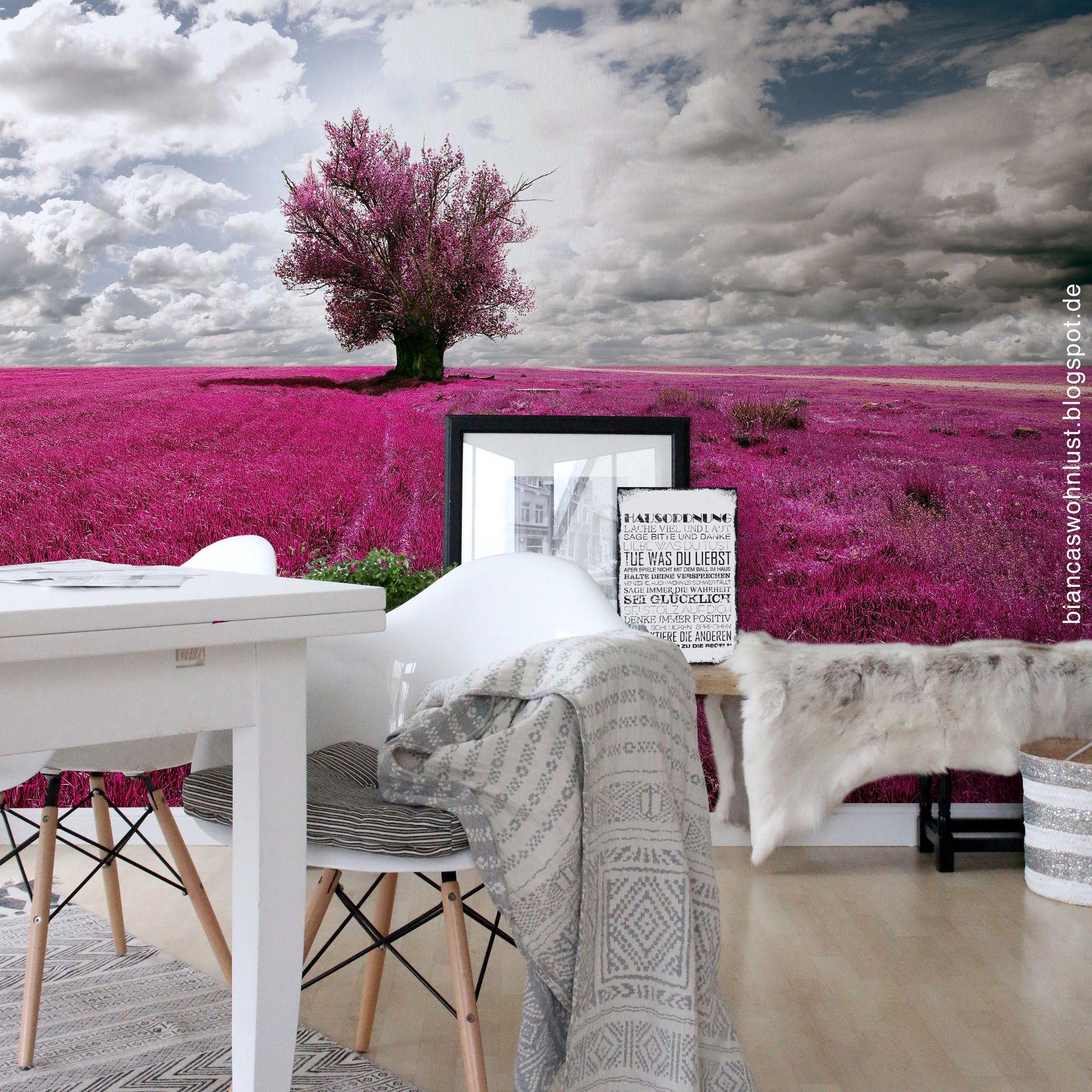 Fototapet The Lonely Tree - 336x260 cm