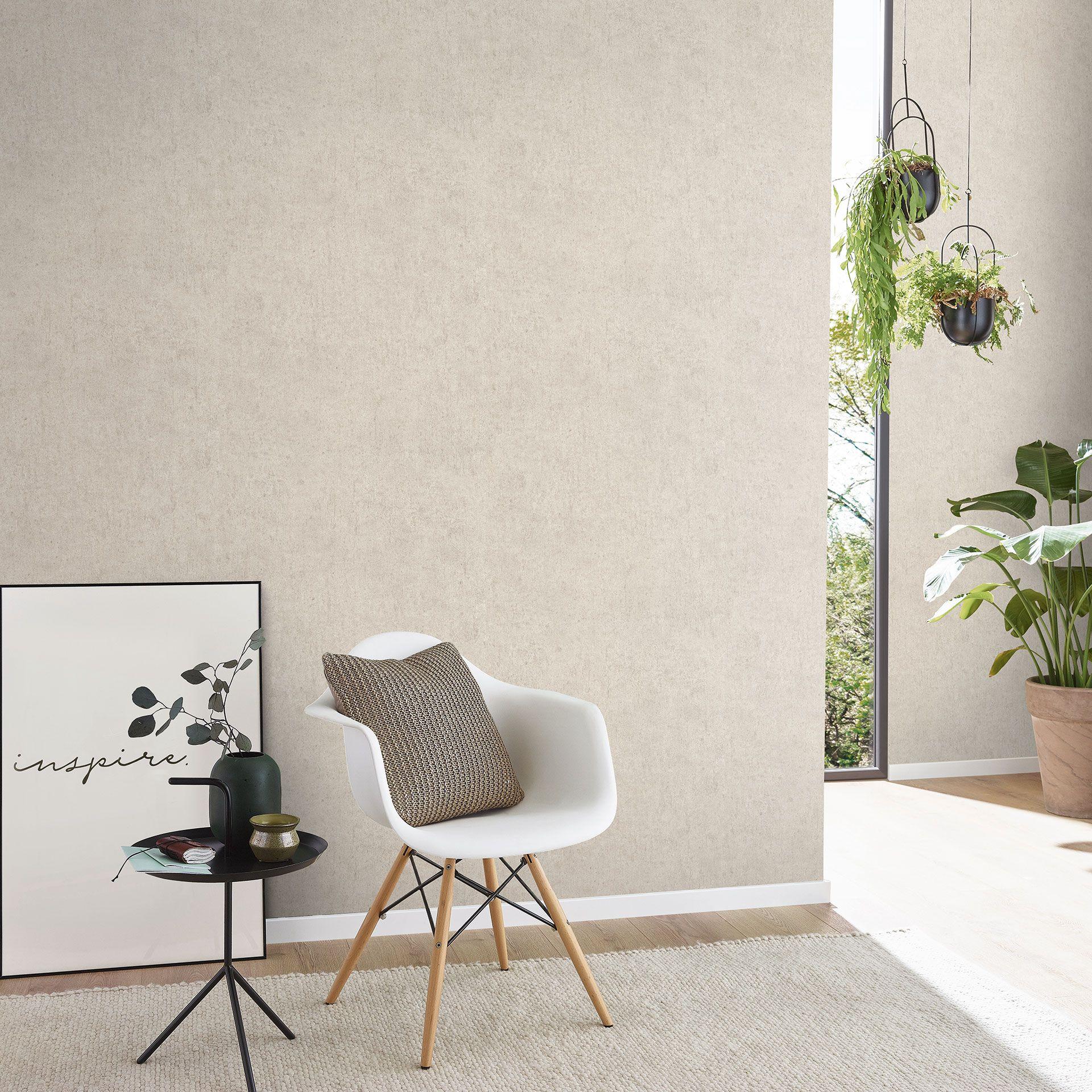 Non-woven tapet med betonmotiver, ensfarvet, taupe