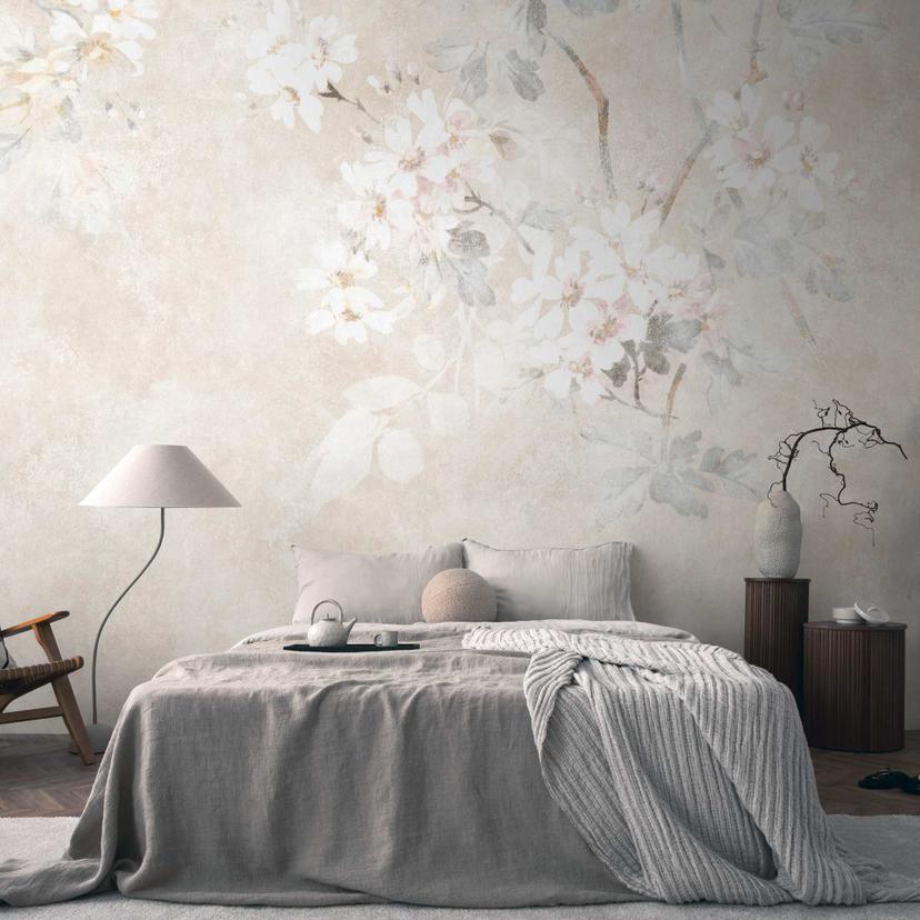 Akvarelbeige blomstertapet - ikke-vævet tapet med sarte blomster - vintagedesign