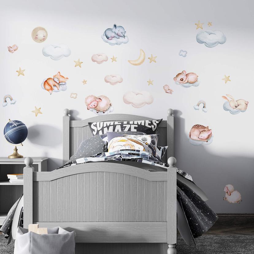 Set di adesivi murali Camera dei bambini - Animali tra le nuvole (31 pezzi)