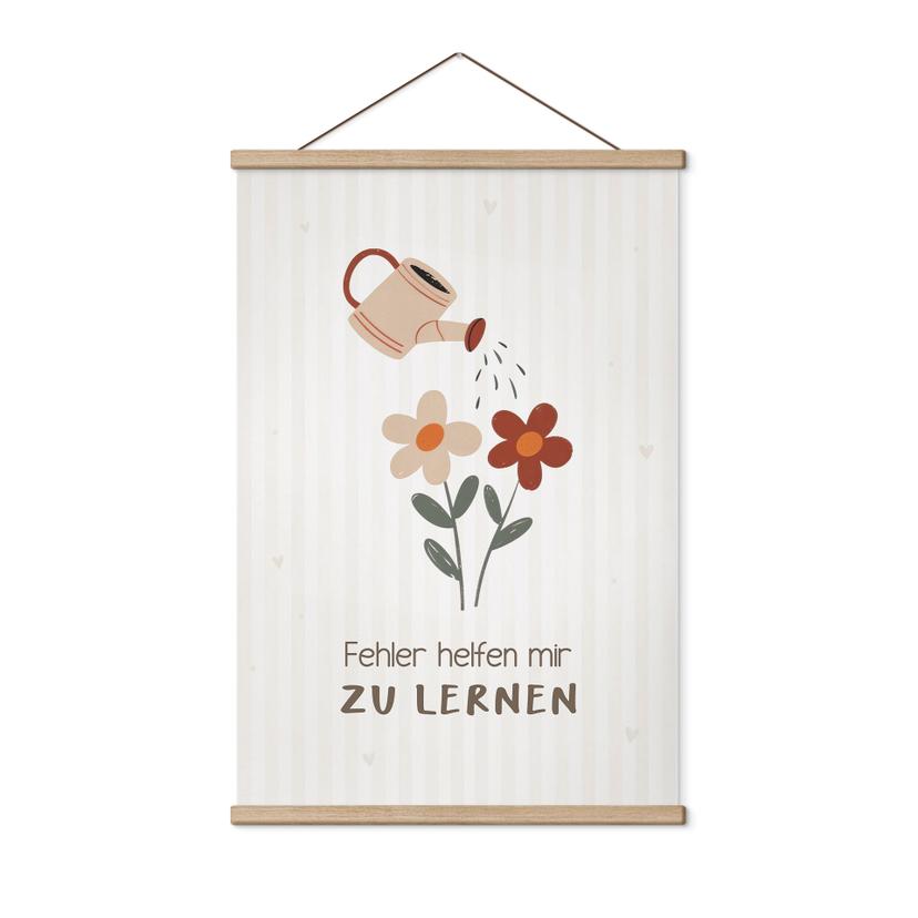 Stoffbild mit Gießkanne und Blumen - Selbstliebe-Spruch 'Fehler helfen mir zu lernen' für Kinder