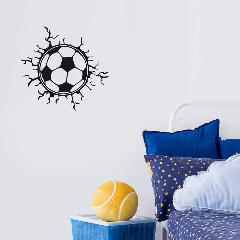 Sticker mural - Fissures autour d'un ballon de football
