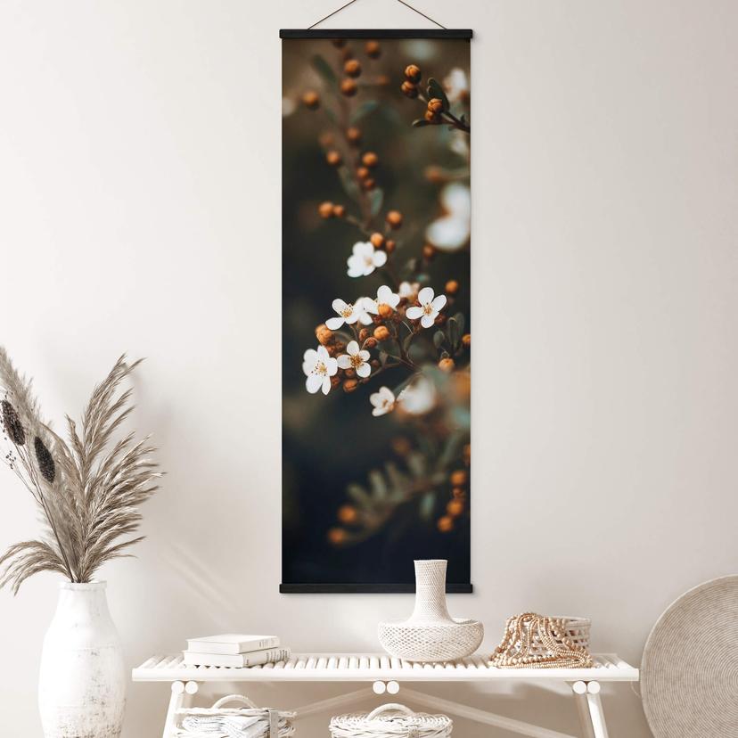 Textil poster Treechild - Höstblommor vid vägkanten - Panorama