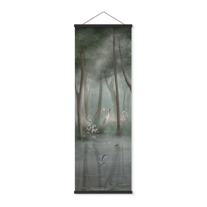 Textielposter Wolkenbos aan het meer met reiger in het groen - Ms Tiff - Panorama