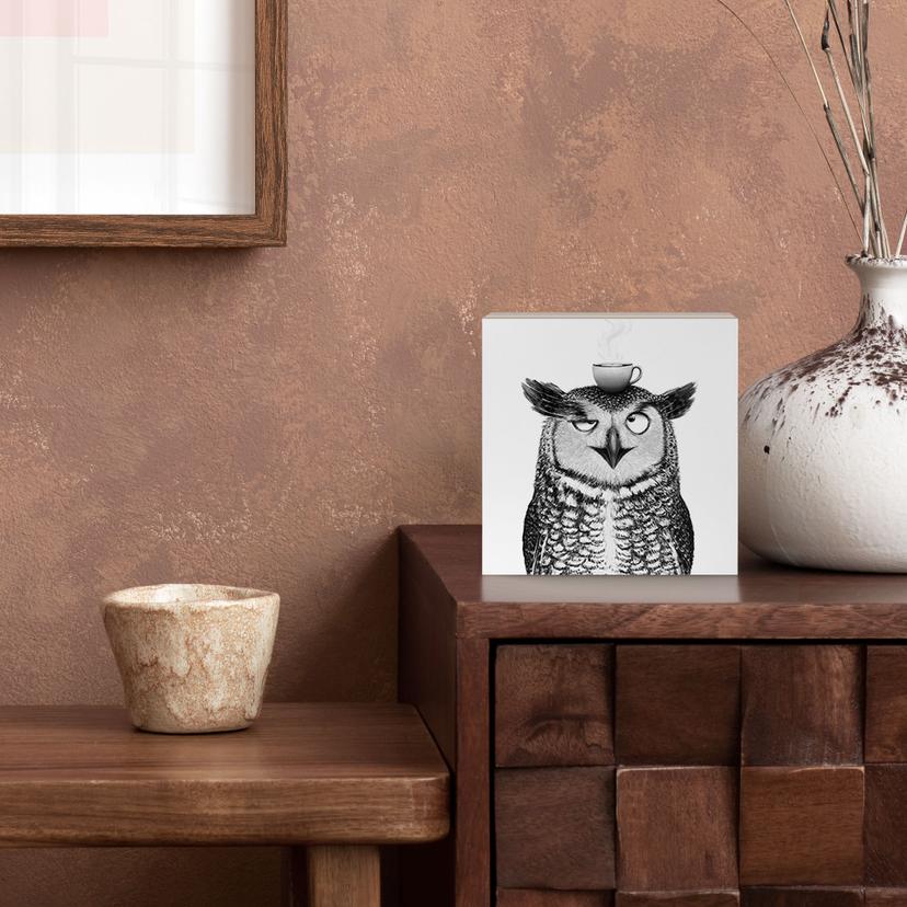 Houten Wanddecoratie om neer te zetten - Grappige Uil met Koffie - Korenkova - 15x15 cm