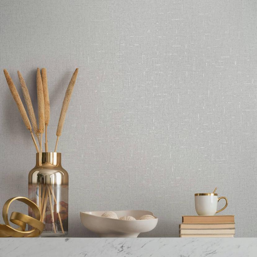 Non-woven tapet med en let skinnende grå, hvid glat struktur