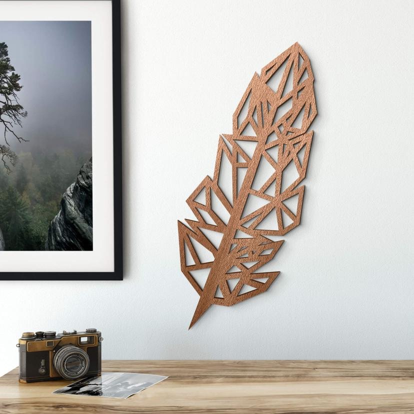 Decoración en madera de caoba - Pluma de origami