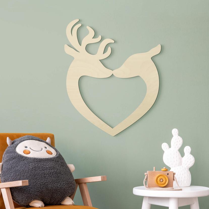 Décoration en bois - Cerf en cœur - Placage de peuplier