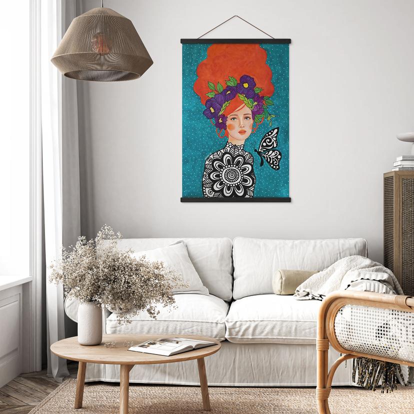 Fjäril kvinna Textil poster med blomsterkrans - Hülya