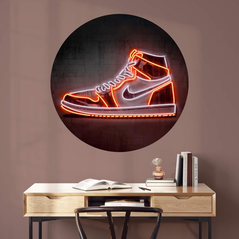 Neon sneaker wallsticker by Mielu - rund lysende dekoration til sneaker-fans