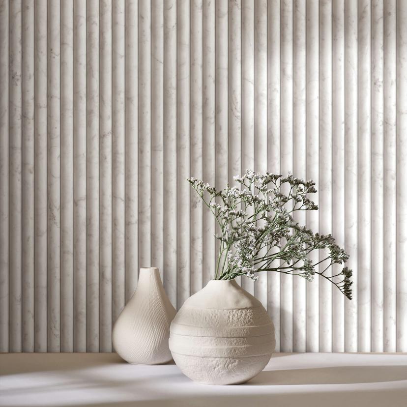 Non-woven tapet i beige, grå marmorlook stenpanel ränder klassiska