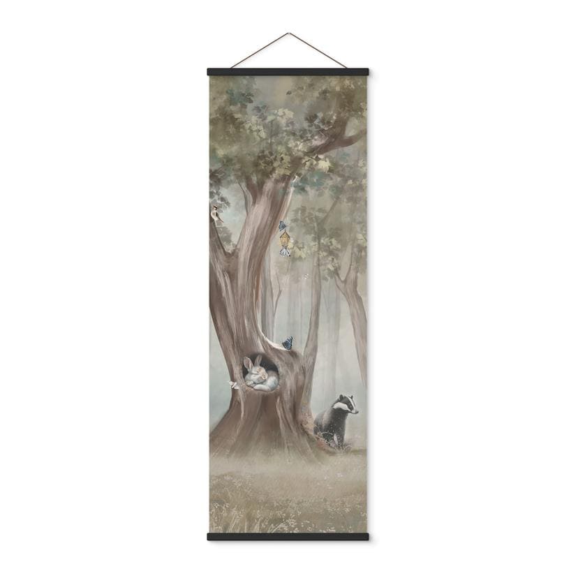 Textielposter schattige bosdieren tussen bomen - Ms Tiff - Panorama