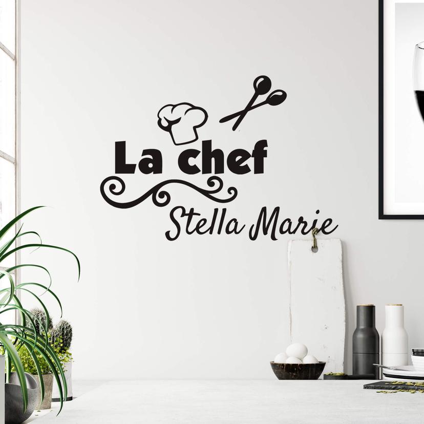 Sticker mural  - "La chef" + Nom au choix