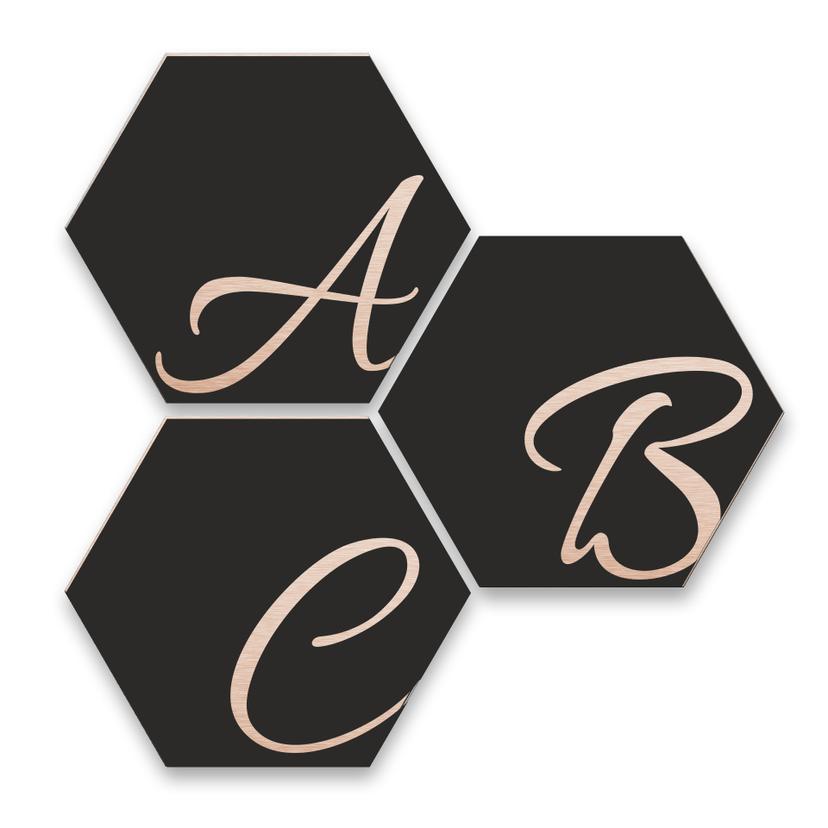 Hexagon bogstaver - Alu-dibond Kobbereffekt, sort