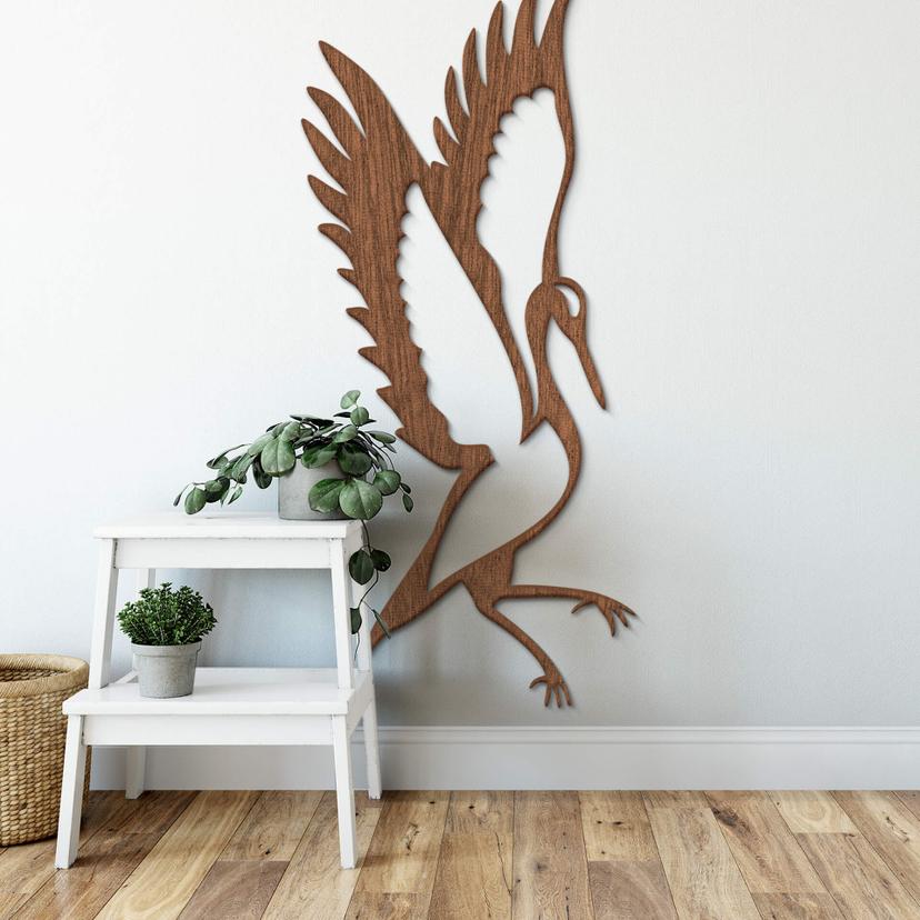 Arte en madera de caoba - grulla de pie
