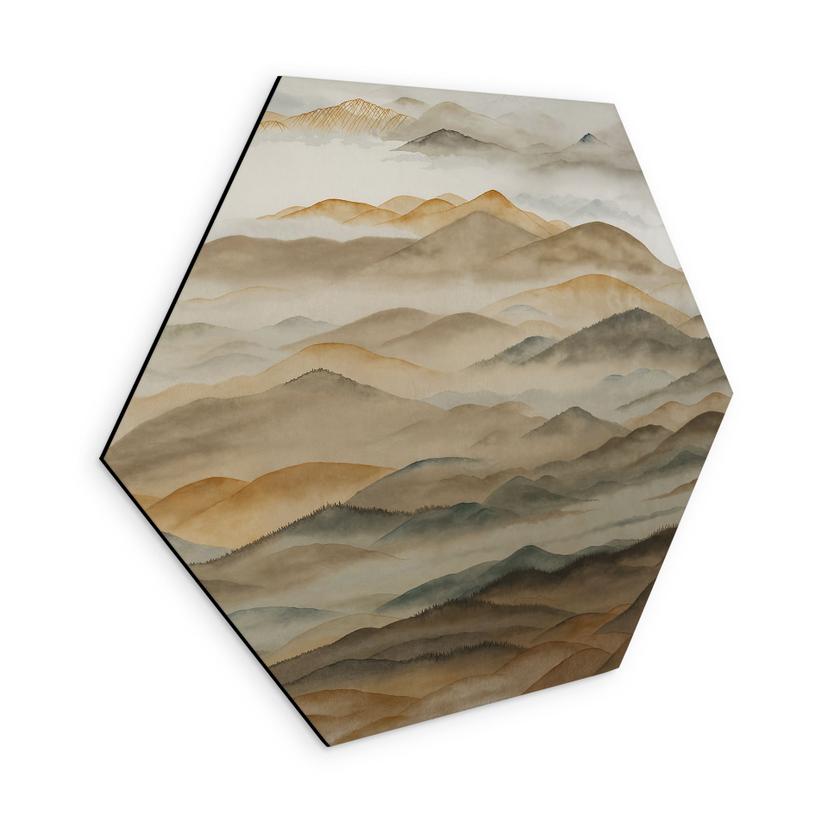 Hexagon Wandbild Roerich Valley - Erdige Berglandschaft - Sir Edward x Grigory Gladarev - Alu-Dibond