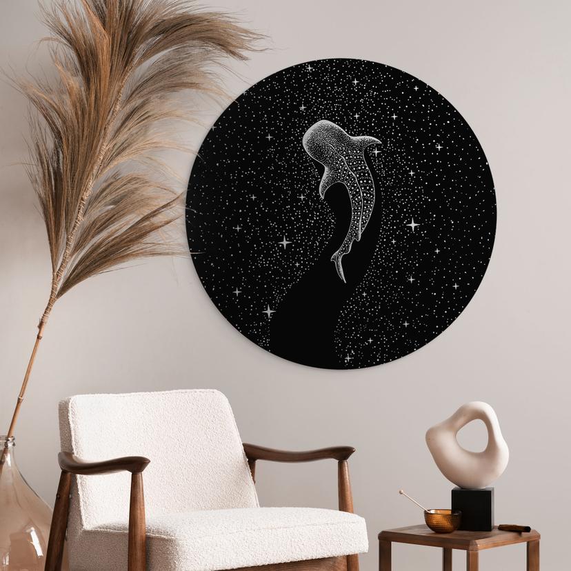 Stampe per pareti con effetto argento Squalo balena nell'oceano di stelle - Cakir - Alu-Dibond Round