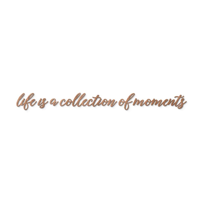 Scritta in legno -  Life is a collection