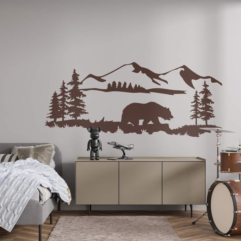 Adesivo murale Silhouette di orso in un paesaggio montano con alberi