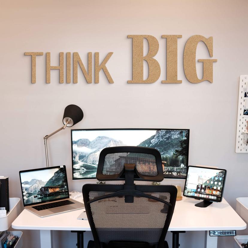 decoración 3D que dice THINK BIG - MDF nature
