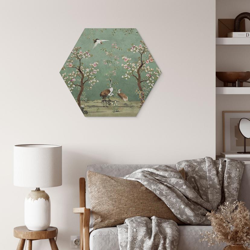 Stampe per pareti esagonali Gru in un paesaggio floreale - Bloomery Decor - Alluminio dibond