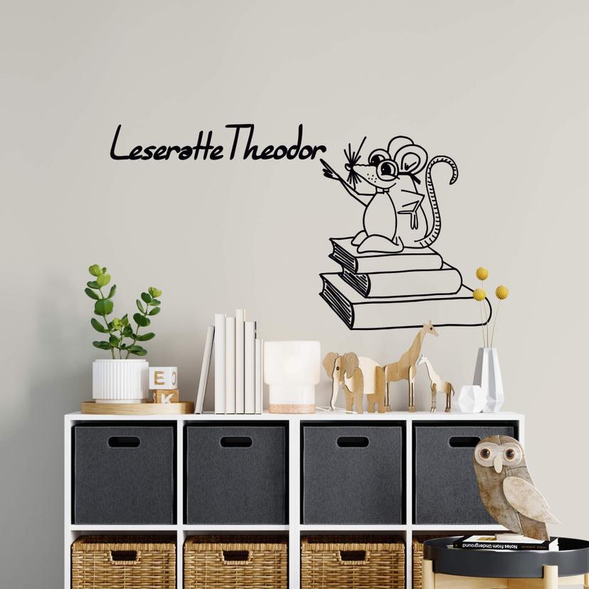 Wandtattoo + Name Leseratte