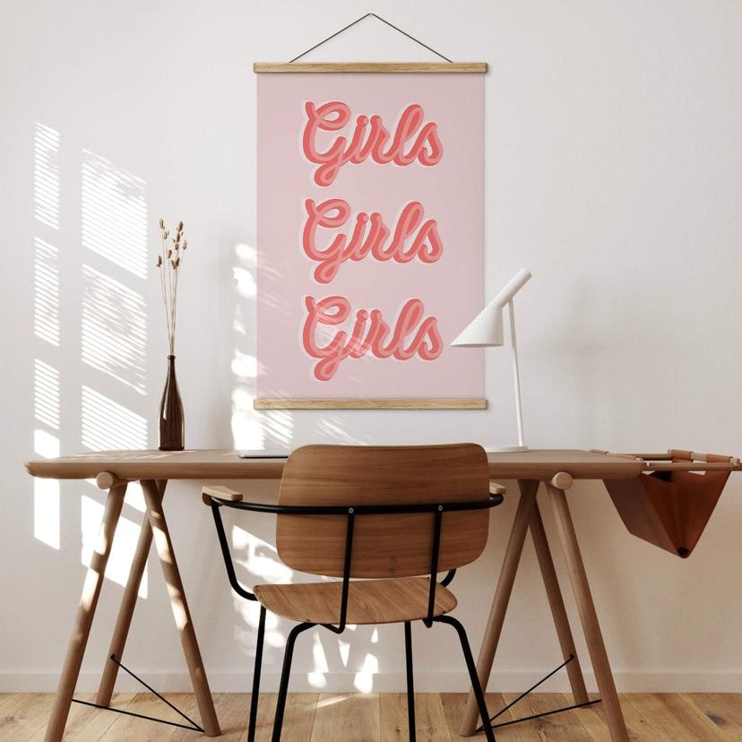 Textil poster med ordspråk - Kerr-Dineen - Flickor Flickor Flickor