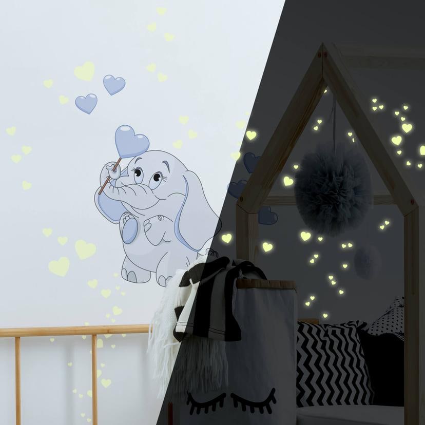 Sticker mural - Bébé éléphant et cœurs (bleu) + Stickers phosphorescents