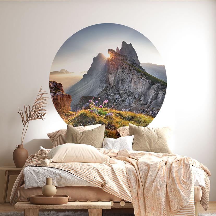 Wallsticker solopgang over bjergene i Sydtyrol - Round