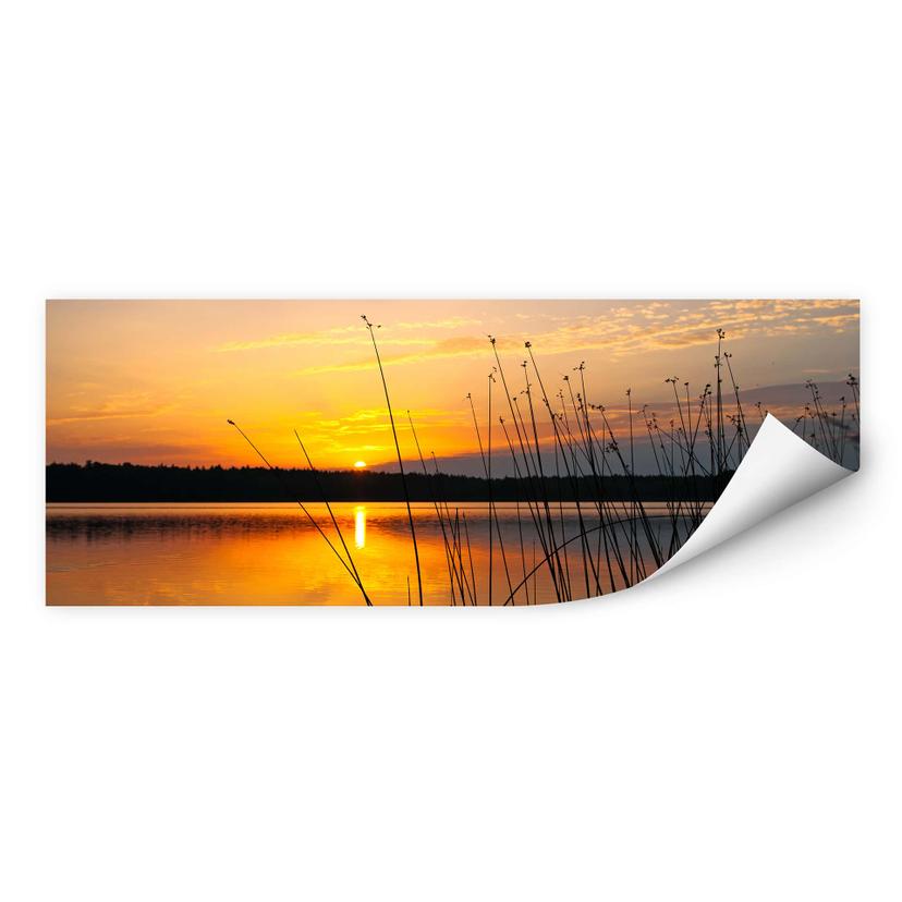 Zelfklevende Poster - Sunset at the Lake