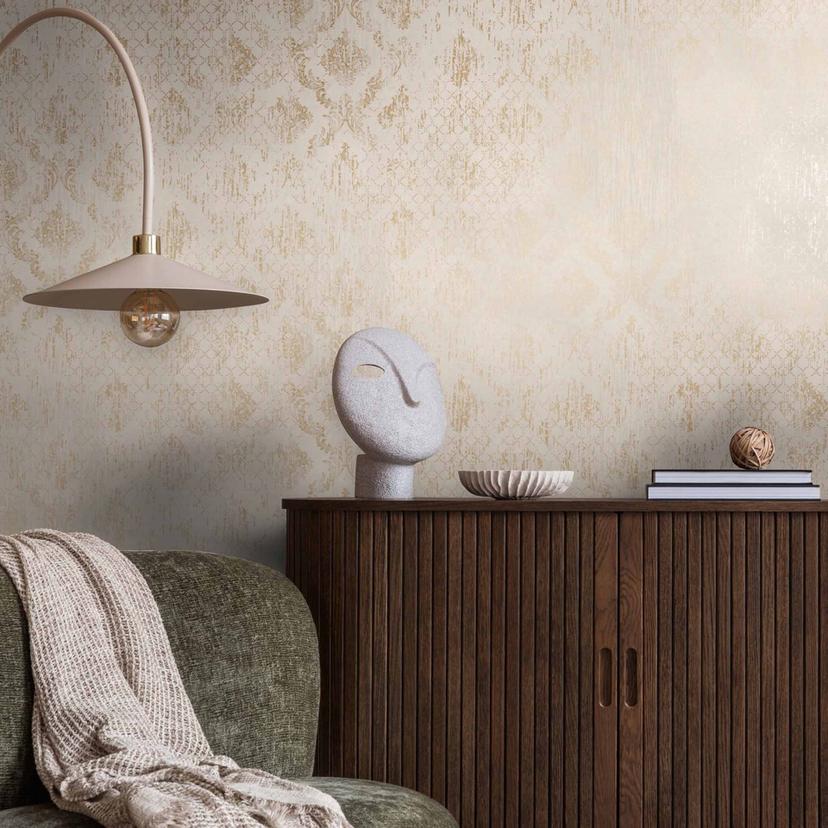 Ornamentalt tapet i beige guld - Ikke-vævet tapet med en blank struktur i et vintage-look