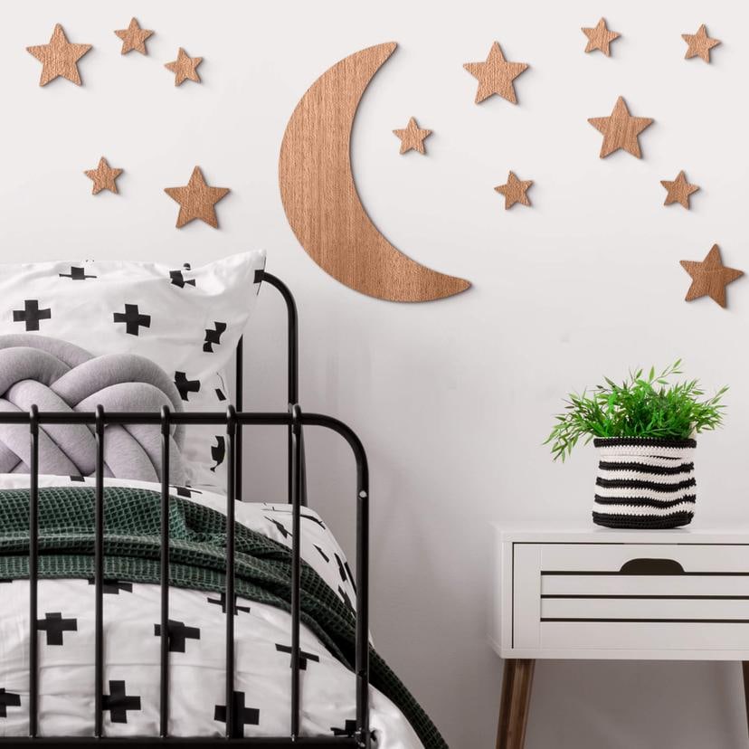 Decoración en madera caoba - luna y estrellas
