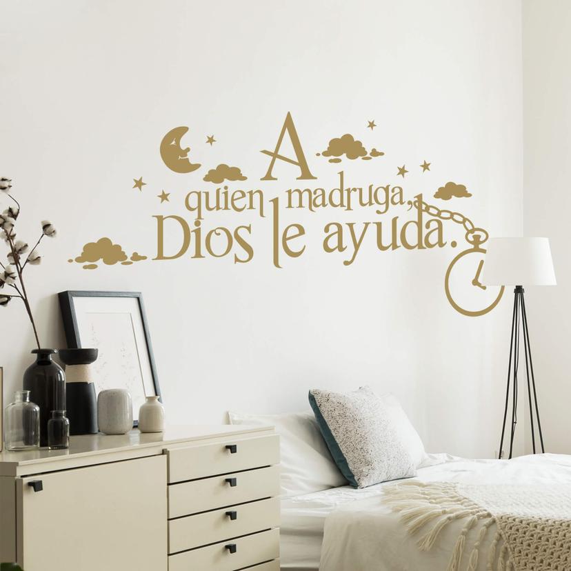 A quien madruga dios le ayuda.