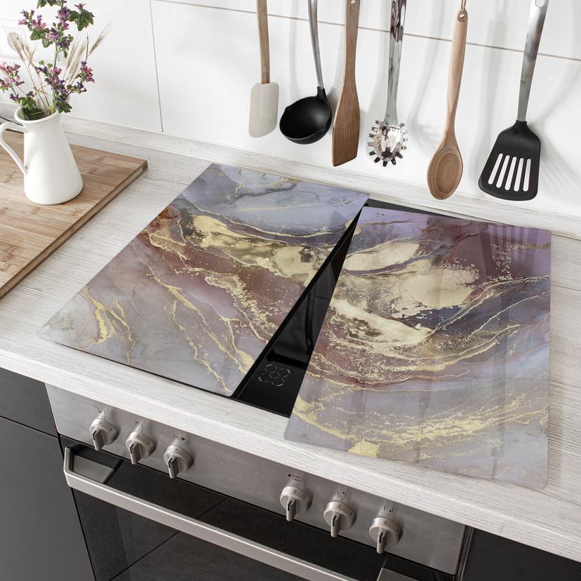 Kogeplade i marmorlook - Elegante strukturer i guld og lilla - Shelest