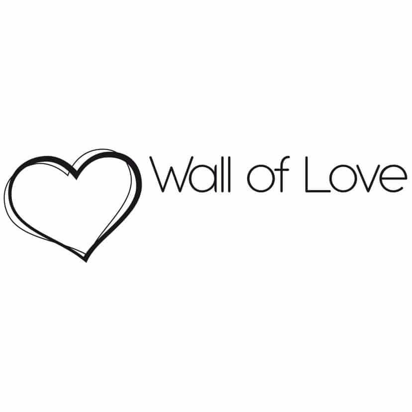 Adesivo murale  – Wall of Love con 3 cornici