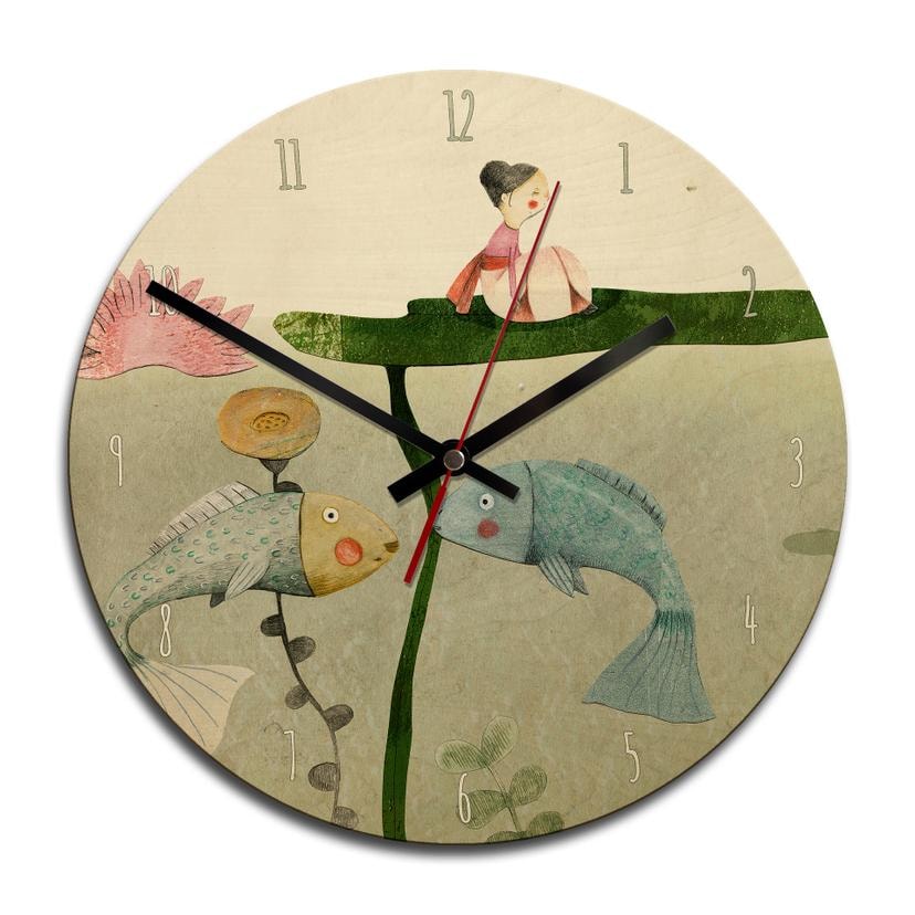 Horloge murale en bois - Poucette 02