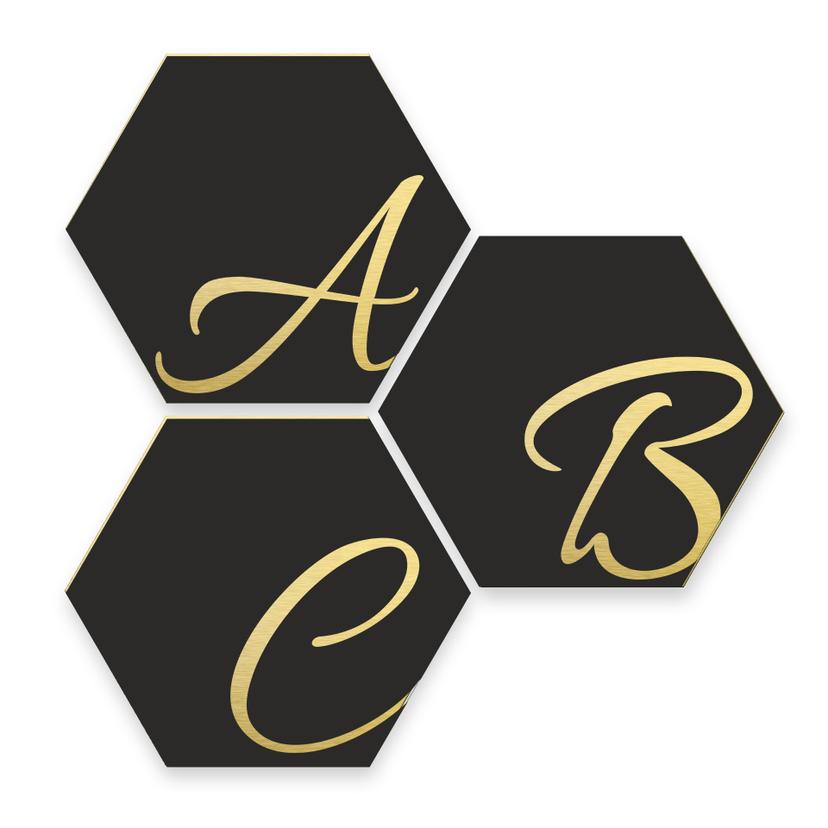Hexagon bogstaver - Alu-dibond Guldeffekt, sort