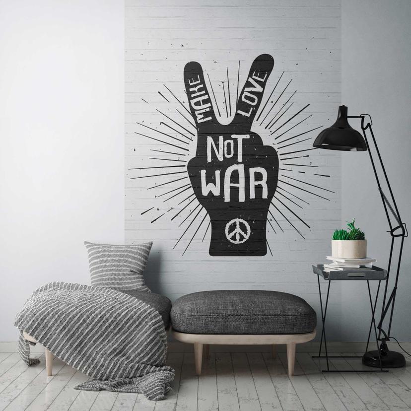 Street art-tapet 'Make Love Not War' - sort-hvidt fototapet - moderne non-woven tapet