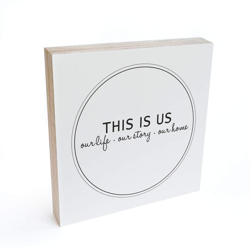 Billede af træ til at sætte op - This is us - 15x15 cm